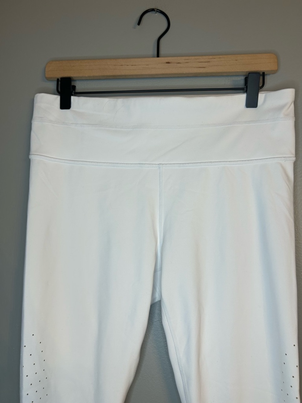 Athleta Women’s White Fearless Tadasana Chakra High Rise Leggings, Size Large - Picture 4 of 12